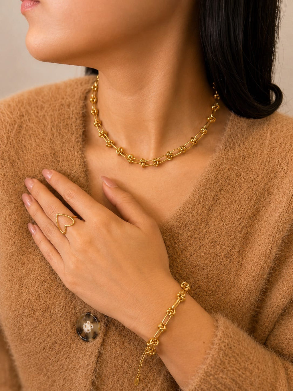 Axis Necklace