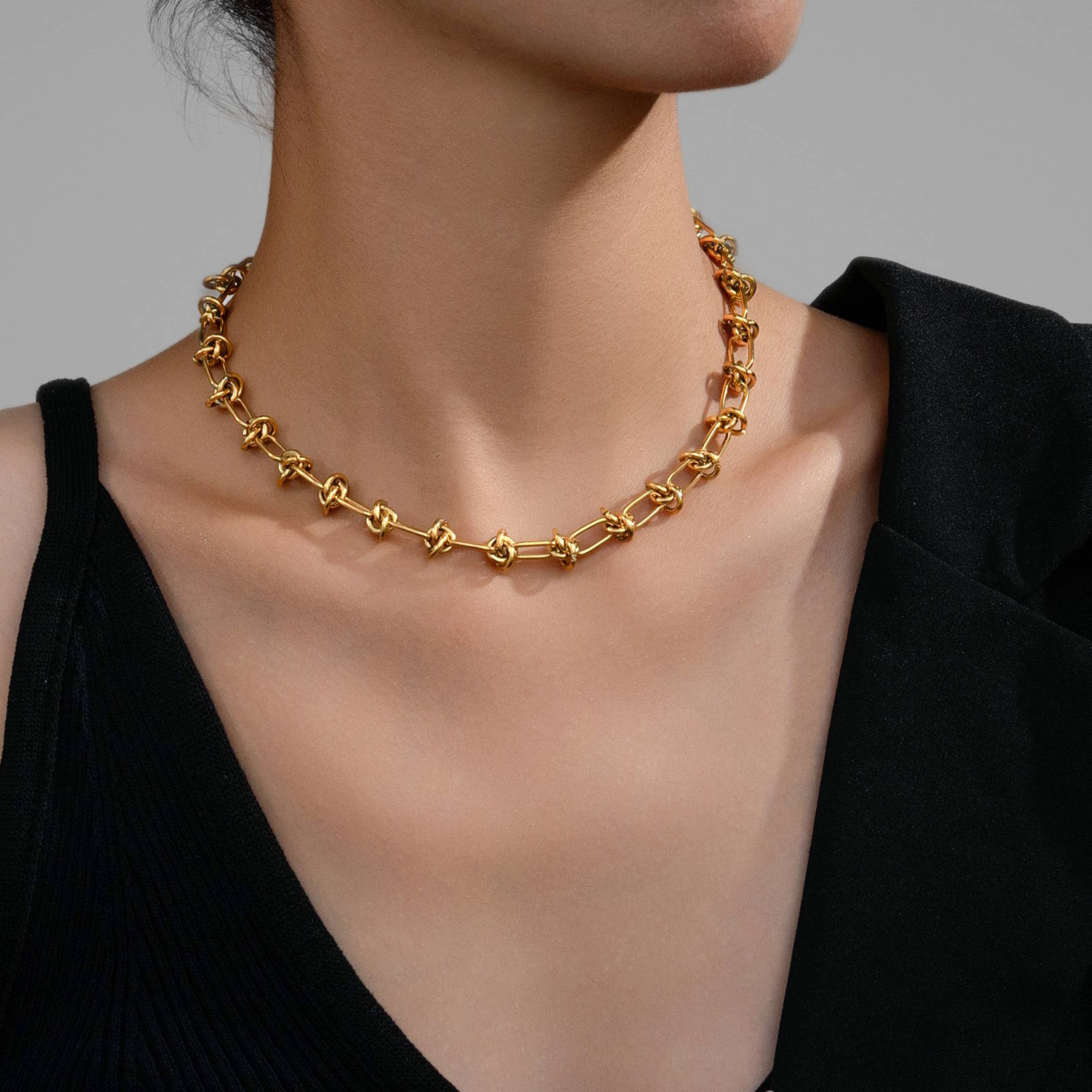 Axis Necklace