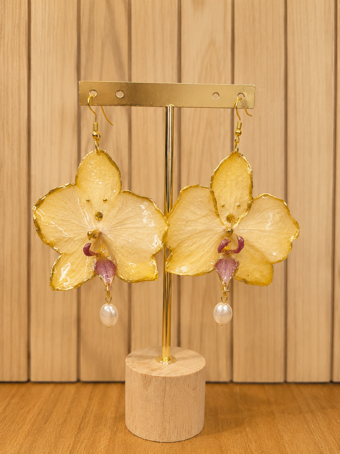 Amber Bloom Pearl Hooks