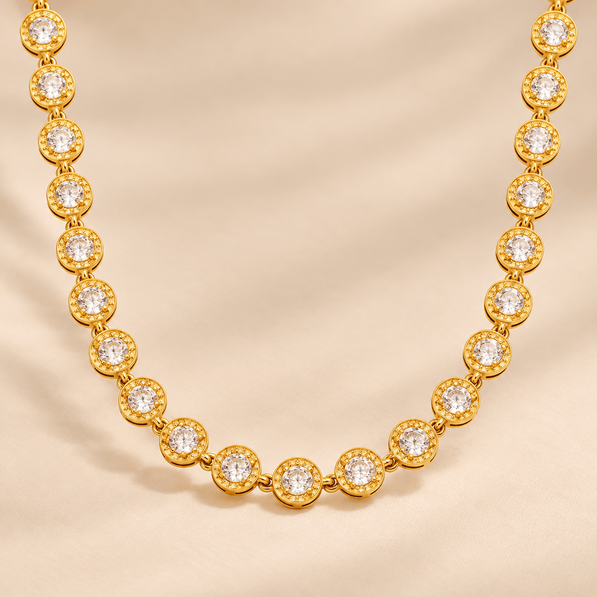 Halo Zircon Necklace