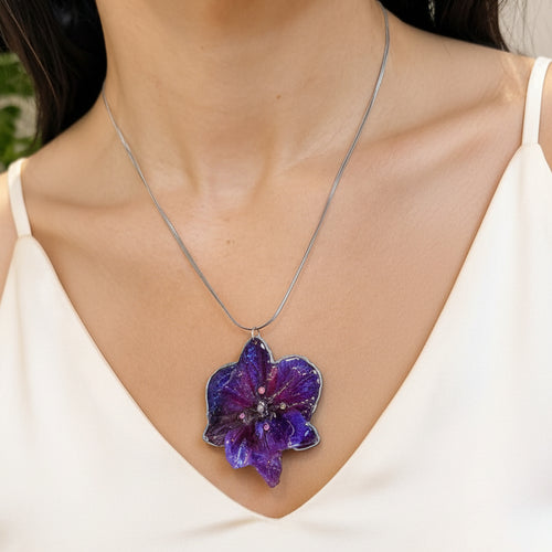Botanica Bloom Necklace | Violet