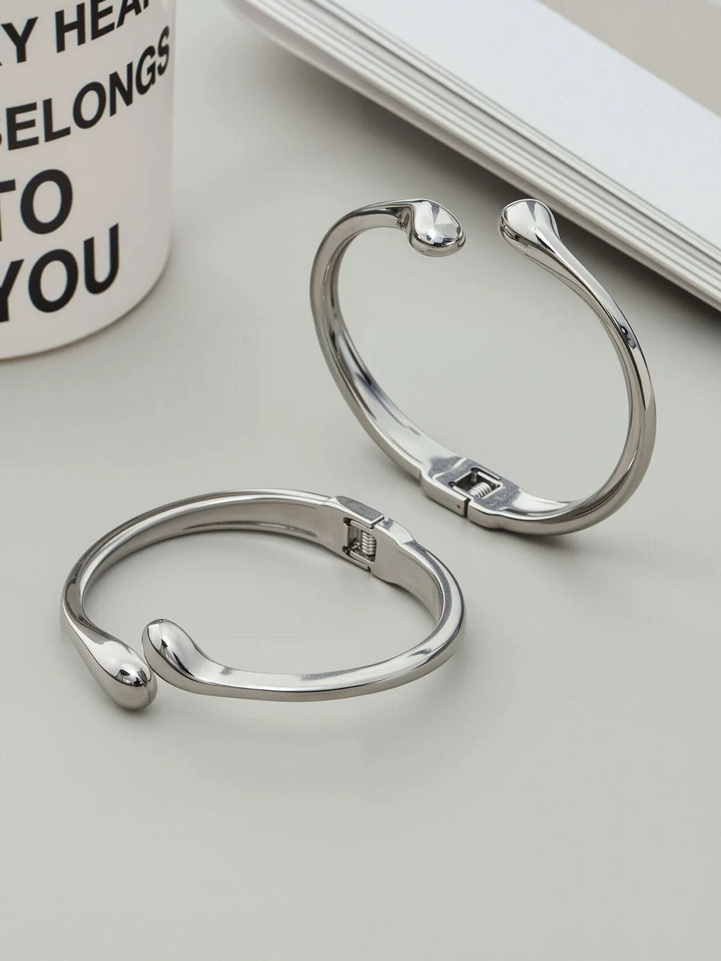 Nara Waterdrop Bangle