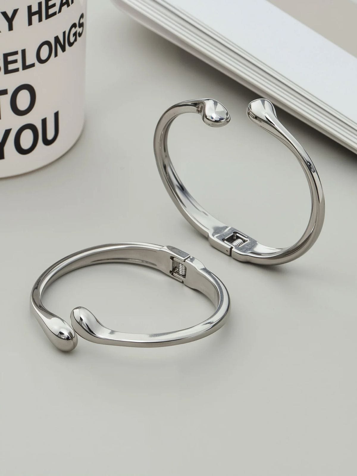 Nara Waterdrop Bangle