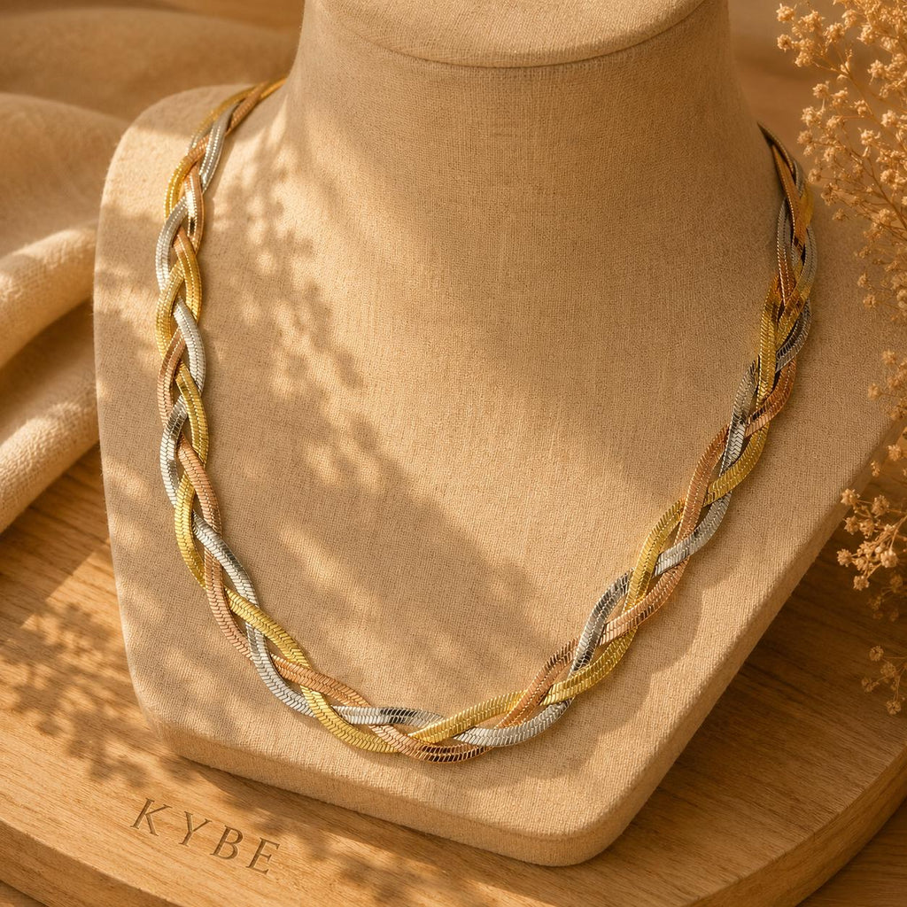 Trinity Necklace