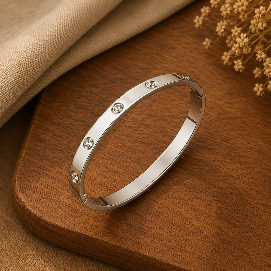 Dot Bangle